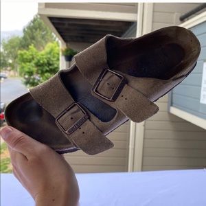 Arizona Birkenstock’s size 39